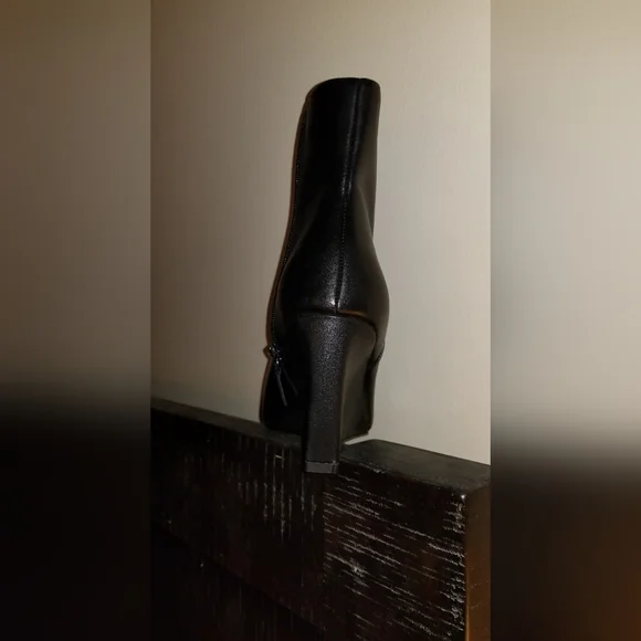 SANCTUARY Women's Pacer Pointed Toe Wedge Booties. Size 10. Color Black. - Picture 7 of 12